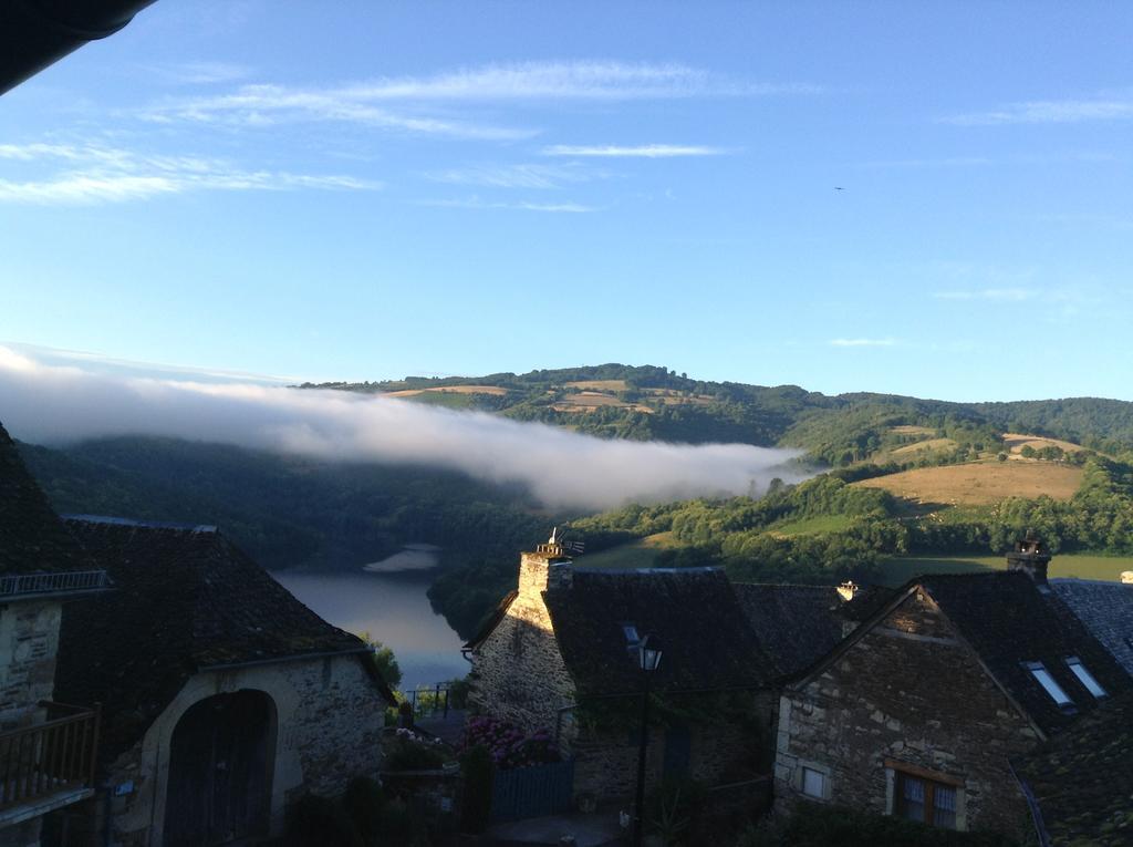 Les Hotes Du Lac, Chambres Et Tables D'Hotes Mandailles  Esterno foto
